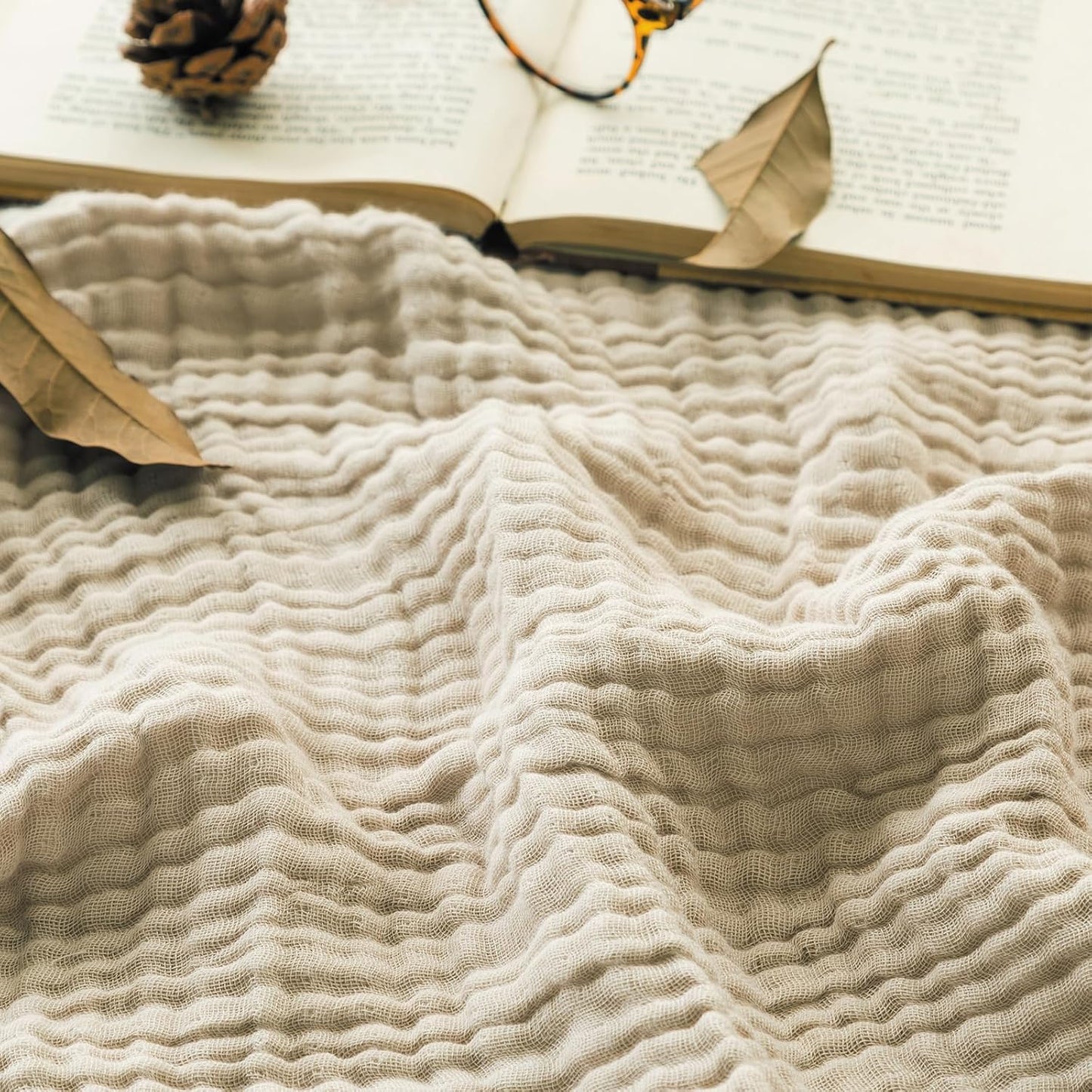 Sandbeige Couch (127x152 cm), Sandbeige Einzelbett (152x200 cm), Sandbeige Doppelbett (200x230 cm)